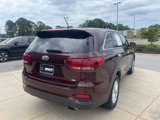 Used 2019 Kia Sorento LX image 3