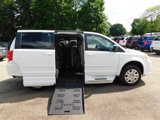 Used 2017 Dodge Grand Caravan SE w/ Power Window Group image 2