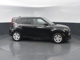 Used 2022 Kia Soul LX image 4
