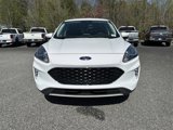 Used 2022 Ford Escape SEL image 2