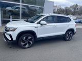 Certified 2023 Volkswagen Taos SE image 2