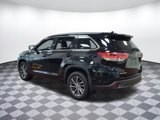 Used 2017 Toyota Highlander XLE image 3