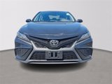Used 2021 Toyota Camry SE image 2