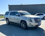 Used 2017 Cadillac Escalade ESV Luxury image 3