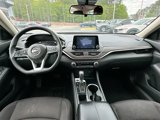 Used 2024 Nissan Altima 2.5 SV image 3