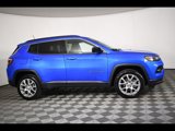 Used 2022 Jeep Compass Latitude image 2