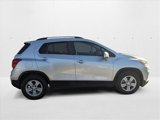 Used 2017 Chevrolet Trax LT w/ LT Convenience Package image 4