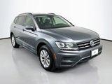 Used 2019 Volkswagen Tiguan SE image 3