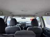 Used 2015 Nissan Rogue S image 5