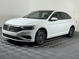 Used 2021 Volkswagen Jetta SE w/ SE Cold Weather Package image 2