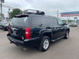Used 2007 Chevrolet Suburban LT w/ LT Preferred Equipment Group image 3