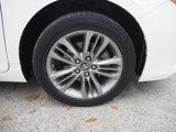Used 2017 Toyota Camry image 5
