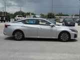 Used 2023 Nissan Altima 2.5 SV image 2