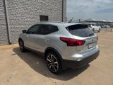 Used 2018 Nissan Rogue Sport SL image 2