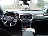 Used 2023 GMC Acadia SLE w/ Driver Convenience Package image 3