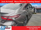Used 2022 Toyota Camry SE image 3