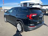 Used 2022 GMC Terrain SLE image 3