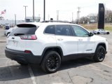 Used 2023 Jeep Cherokee Altitude Lux image 5