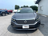 Used 2022 Volkswagen Passat 2.0T SE image 3