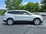 Used 2017 Chevrolet Traverse LT w/ Style and Technology Package image 3