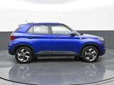 Certified 2024 Hyundai Venue SEL image 2