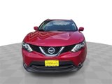 Used 2017 Nissan Rogue Sport SL image 3