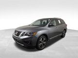 Used 2020 Nissan Pathfinder Platinum image 2