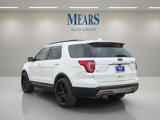 Used 2017 Ford Explorer XLT w/ Equipment Group 202A image 3