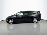 Used 2023 Chrysler Voyager LX image 4