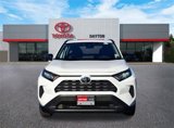 Used 2021 Toyota RAV4 LE image 2