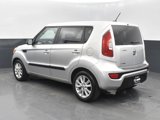 Used 2013 Kia Soul + image 5