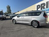 Used 2021 Chrysler Pacifica Touring-L image 4