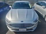 Used 2018 Ford Fusion SE image 2