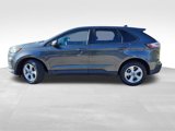 Certified 2020 Ford Edge SE image 4