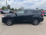 Used 2018 Toyota Highlander XLE image 4
