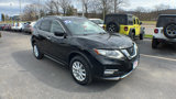 Used 2019 Nissan Rogue SV image 2