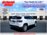 Used 2022 Jeep Compass Latitude image 2