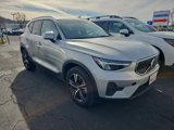 Used 2025 Volvo XC40 B5 Core image 2