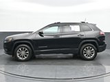 Used 2019 Jeep Cherokee Latitude Plus image 3