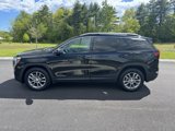 Used 2022 GMC Terrain SLT w/ Infotainment Package II image 2