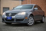 Used 2010 Volkswagen Jetta SEL image 2
