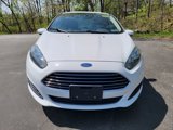 Used 2015 Ford Fiesta SE image 2