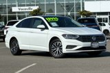 Used 2019 Volkswagen Jetta SE image 2