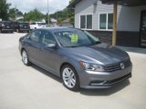 Used 2019 Volkswagen Passat 2.0T Wolfsburg w/ Wheels & Sunroof Package image 2