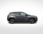 Used 2022 Jeep Compass Limited image 4