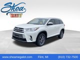 Used 2019 Toyota Highlander XLE image 1