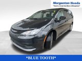 Used 2023 Chrysler Voyager LX image 3