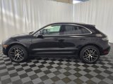 Certified 2024 Porsche Macan image 2