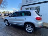 Used 2016 Volkswagen Tiguan SE image 6