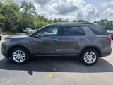Used 2016 Ford Explorer XLT w/ Equipment Group 202A image 6